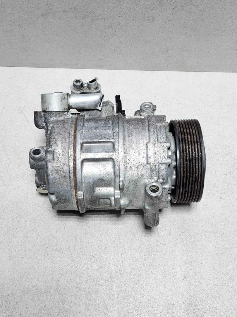 2011-2012 BMW F25 X3 Air Conditioning Compressor 9211496 X3 F25 