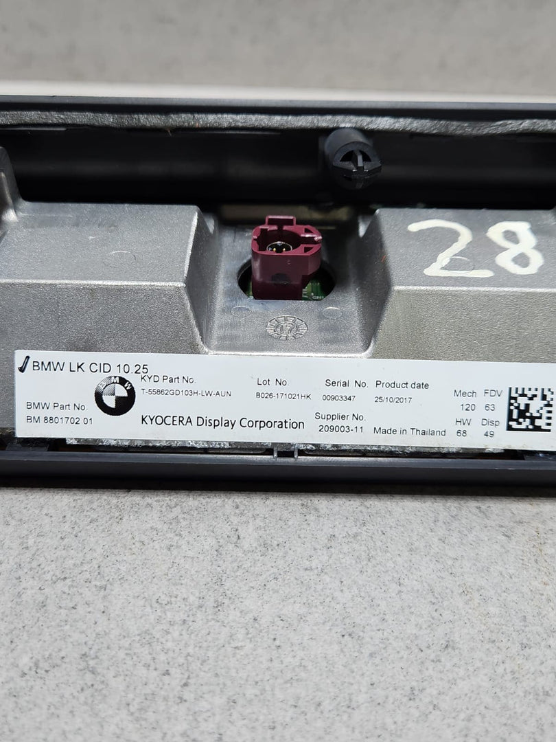 2018 BMW 530i Display Screen 8801702 G30 G31 530i 540i and M5