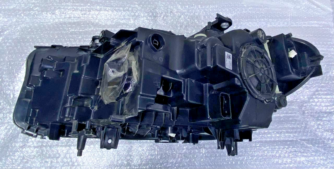 OEM BMW 5 SER G30 G31 LED ADAPTIVE HEADLIGHT LEFT SIDE 8499109 LHD ECE NO MODULE