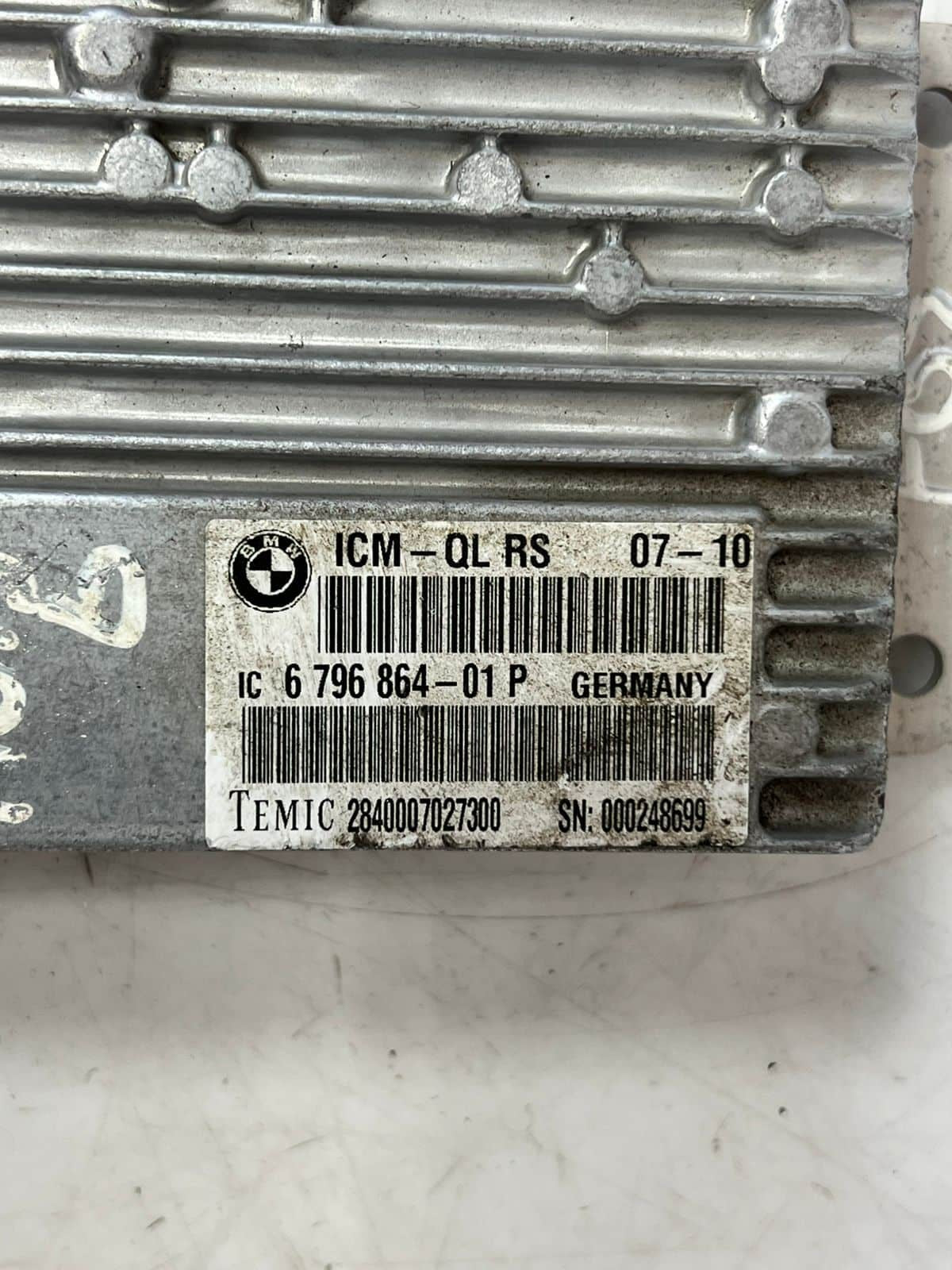 BMW F01, F02, F03, F04 750i xDrive Integrated Chassis Management (ICM) 6796864