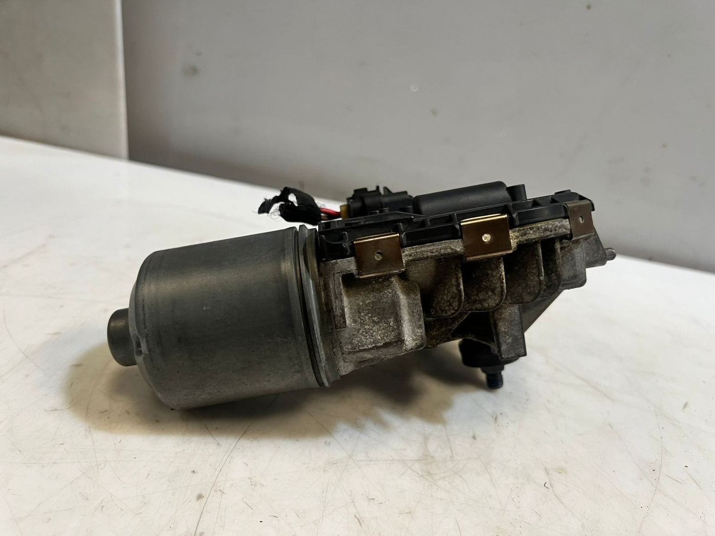 2009-2017 BMW 5 Series F10 F11 Front Wiper Motor And Linkage 7308772 OEM
