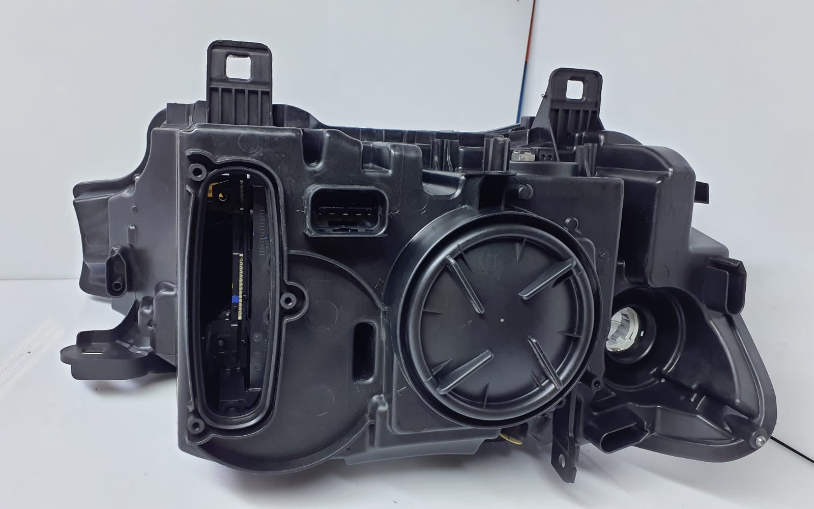 14-18 BMW X3 X4 F25lciLeft Driver Side Xenon Adaptive Headlight Bare OEM 7460617