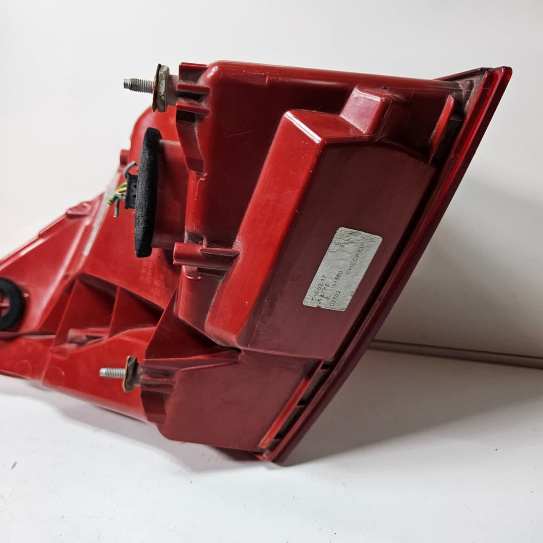 7182197-2010 BMW 7 Series F01 F02 F03 F04 750Li Rear Taillight Left Side OEM