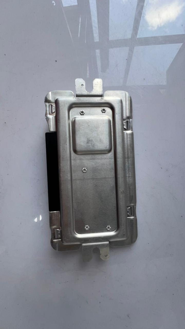 2009-2015 BMW 535i Suspension Control Module 6859724 F02 F04 F06 F10 F11 F12 F13