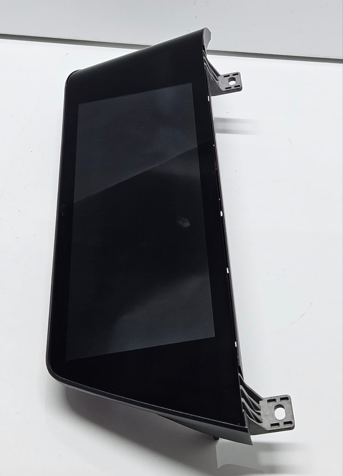 8798744-2019 BMW 330i G20 RHD Central Information Display Screen OEM