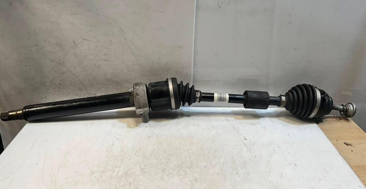 2015-2022 BMW 1' 2' F45 F46 X1 F48 F52 X2 F39 Front Driveshaft 8657704 OEM