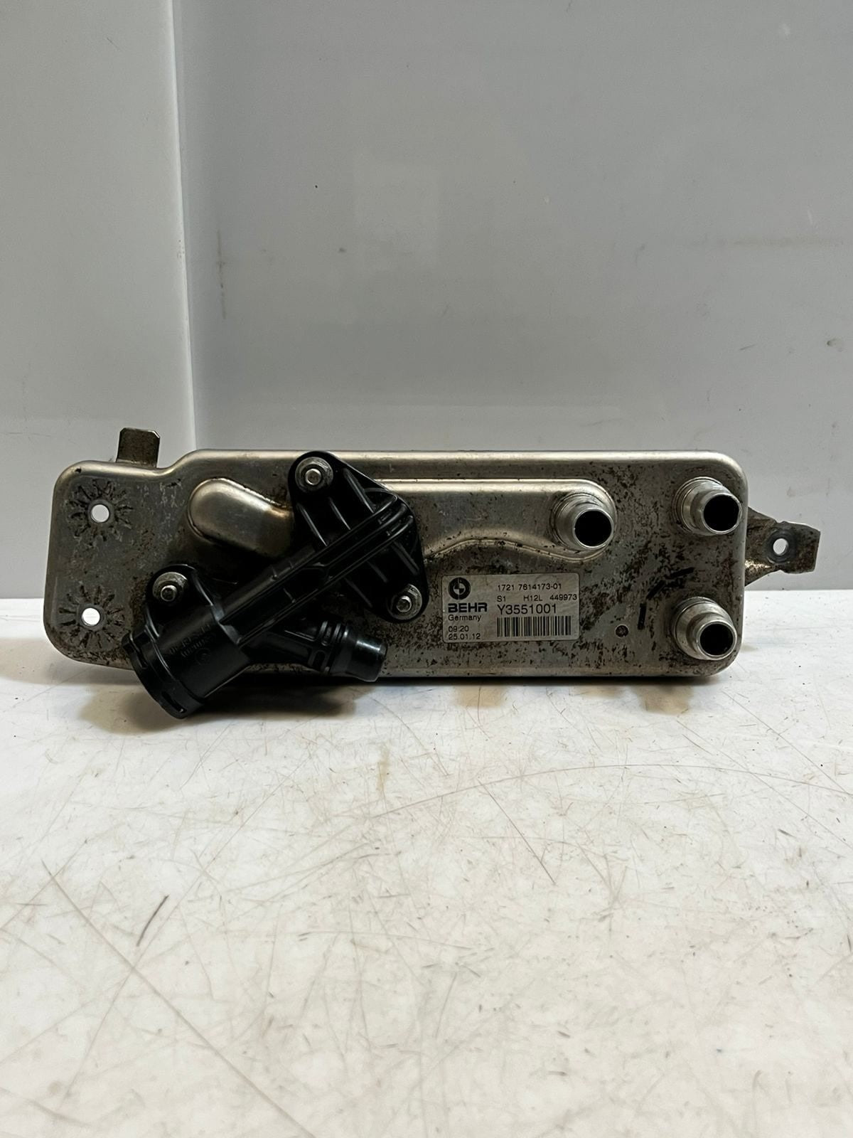 BMW F10 F07 F12 F13 F06 F11 7 MODEL Automatic Transmission Oil Cooler 7614173