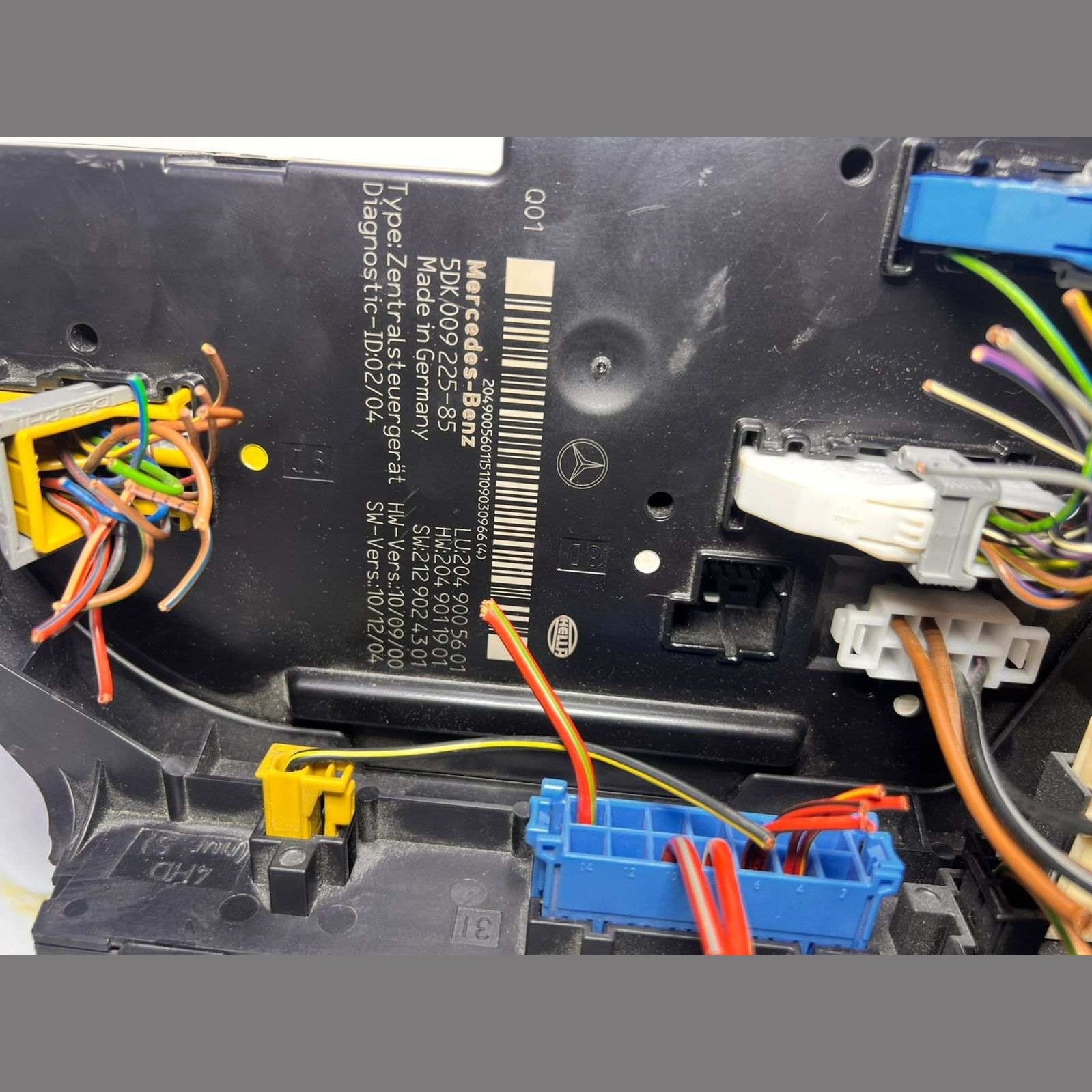 2012-2014 Mercedes-Benz C250 Rear Sam Relay Fuse Box Assy 204 9005601 W204 C-Cla
