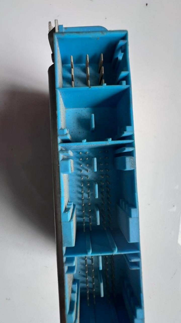 2003-2004 Land Rover Range Rover Transmission Control Module 260002786