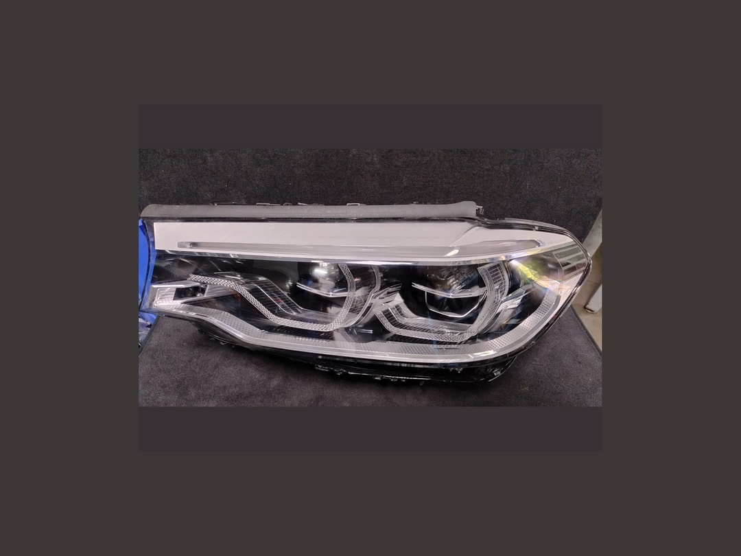BMW 5 SERIES  G30 LED  ADAPTIVE  LEFT  HEADLIGHT OEM ORGINAL HEADLAMP  8499109