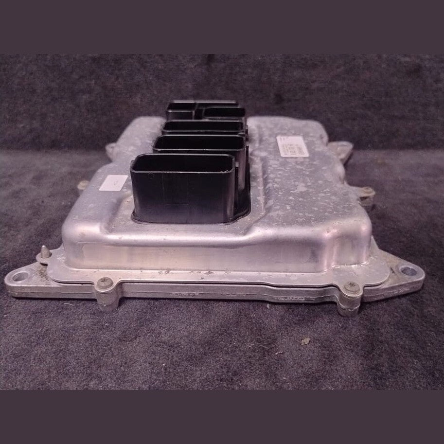 BMW X1 Series E84 2014 Engine Control Unit  ECU SET + CASE + KEY DME 8631727