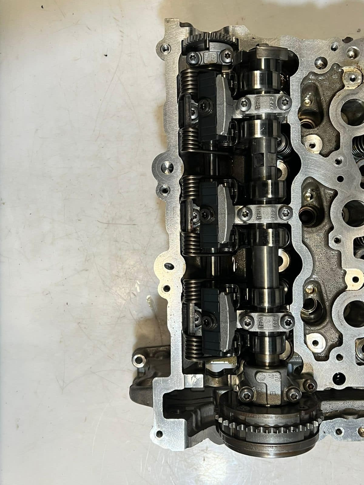 2016 BMW F20 1-Series F20 MINI F56 1.5 TURBO B38B15A Cylinder Head 86266970700