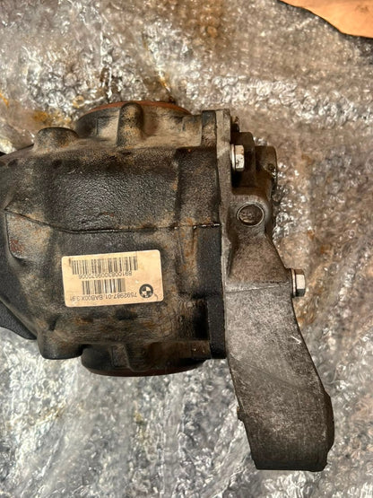 2010-2015 BMW X1 E84 Rear Differential 7592987 RATIO 3.91