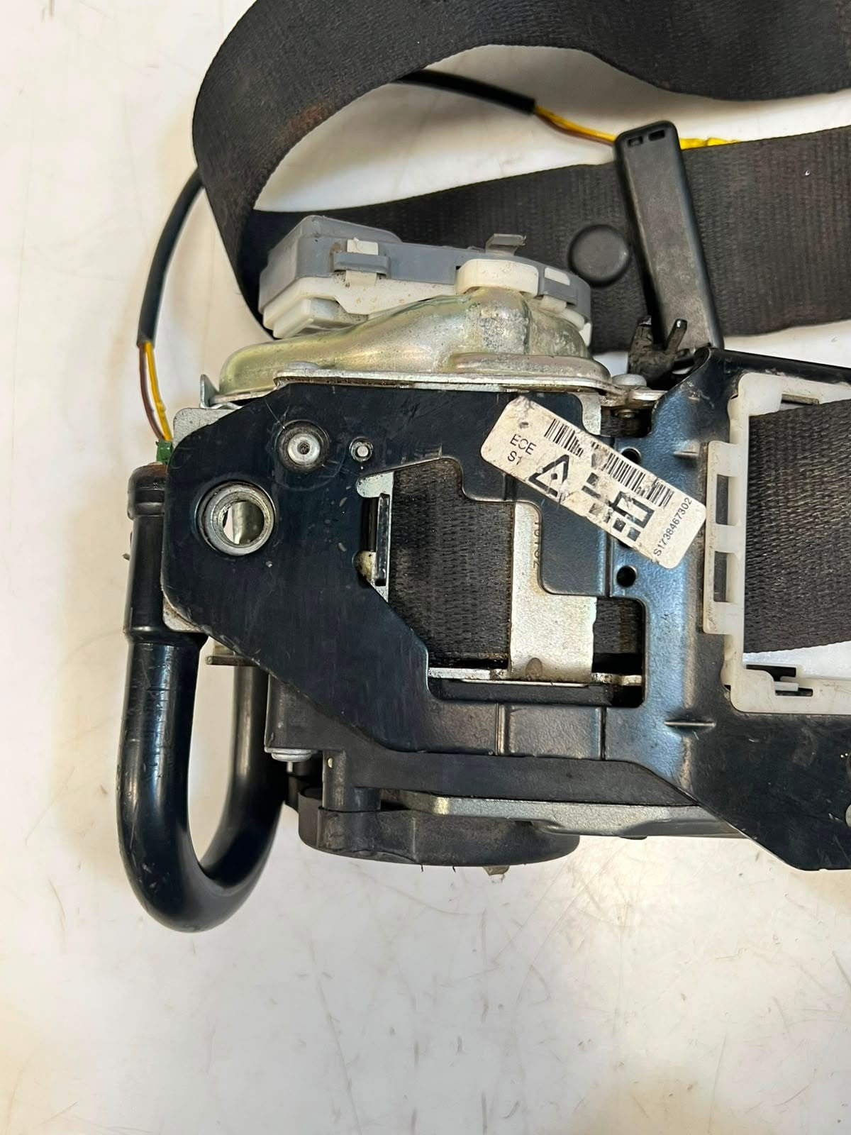 2013-2018 BMW X5 F15 X6 F16 Front LEFT Seat Belt 628641600 OEM