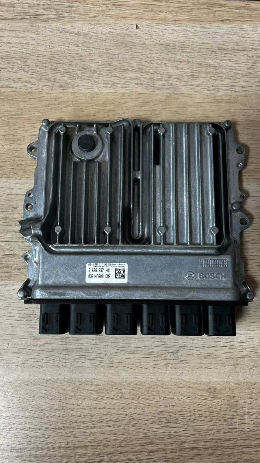 2016-2019 BMW B58 G11 740i Engine Control Unit 8678937 SET WITH 2KEYS