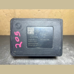 14-18 Mercedes W205 C-Class ABS Anti Lock Brake Pump Module A205 9012800 OEM