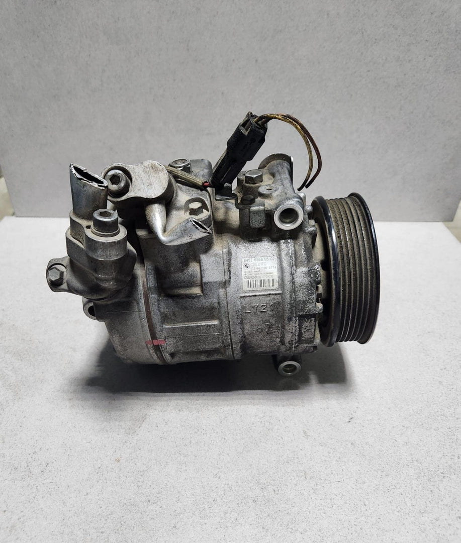 2006-2007 BMW 525i Air Conditioning Compressor 6956715 E60 E61 E63 E64 E65 E66