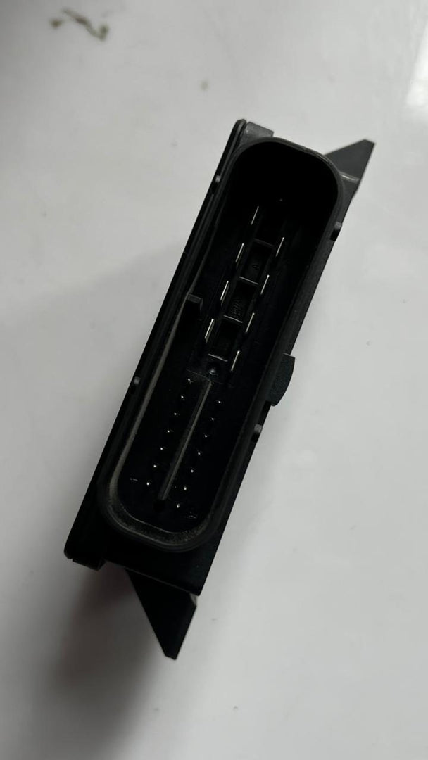 2011-2017 BMW X3 Parking Brake Control Module 32620294 528i, and 535i 