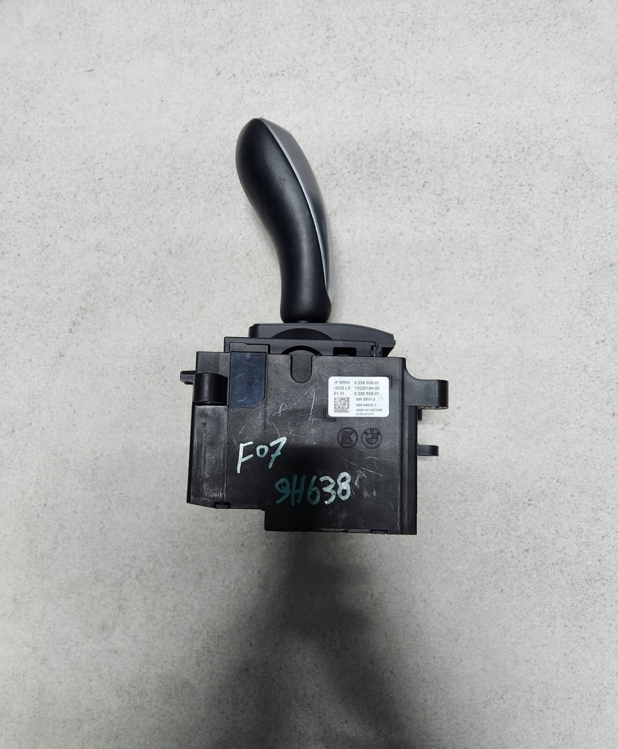 2010-2011 BMW X3 Automatic Gear Selector 9239506  X3 F25 and 5 Ser F10 F11 RHD
