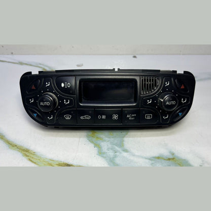 2001-2004 Mercedes C200 Air Conditioning Control Unit A2098300285 W203 C-Class a