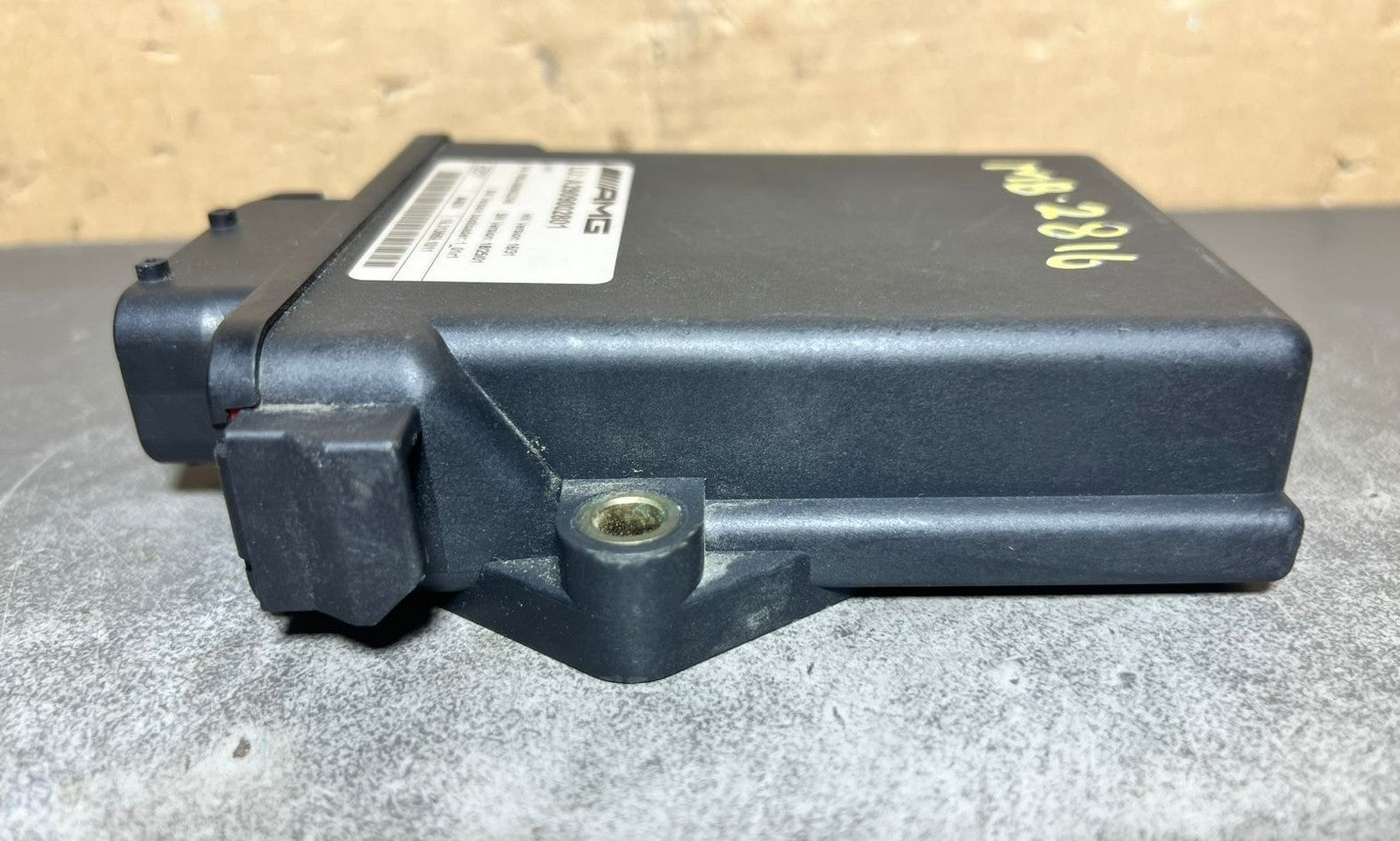 15-20 Mercedes W205 C63 AMG Differential Lock Control Module A2909002801 OEM