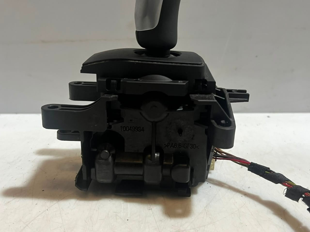 BMW 5' F10 F11X3 F25 xDrive 20d 30d Automatic Gear Shifter/Selector 9253078 OEM