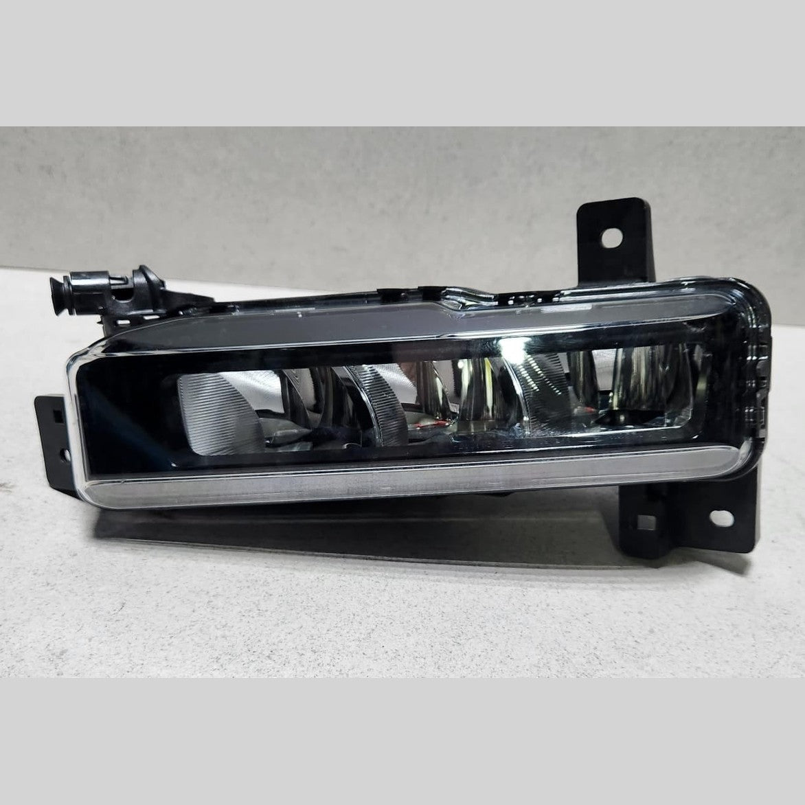 2018-2019 BMW X3 Fog Light Led Right 7433788 2 Series F40 F44 3 Series G20 G21 