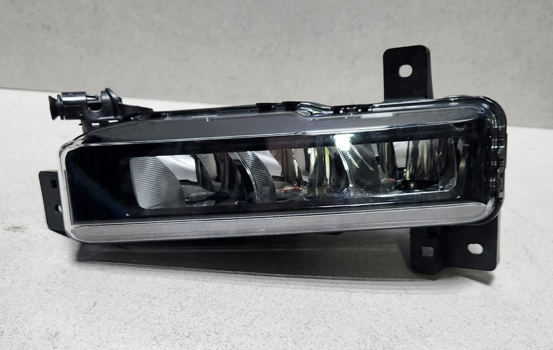 2018-2019 BMW X3 Fog Light Led Right 7433788 2 Series F40 F44 3 Series G20 G21 