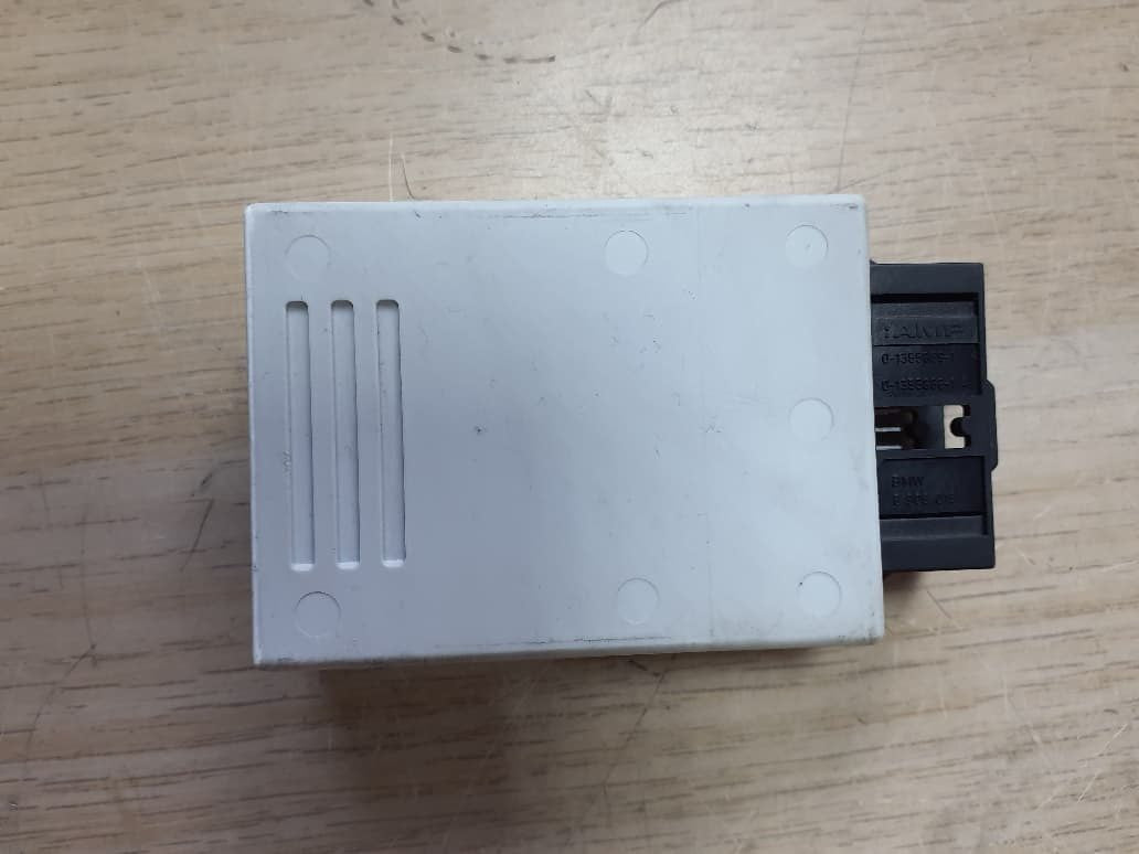 2016 BMW 750i Steering Column Control Unit 6881834 7 Series G11 G12 models