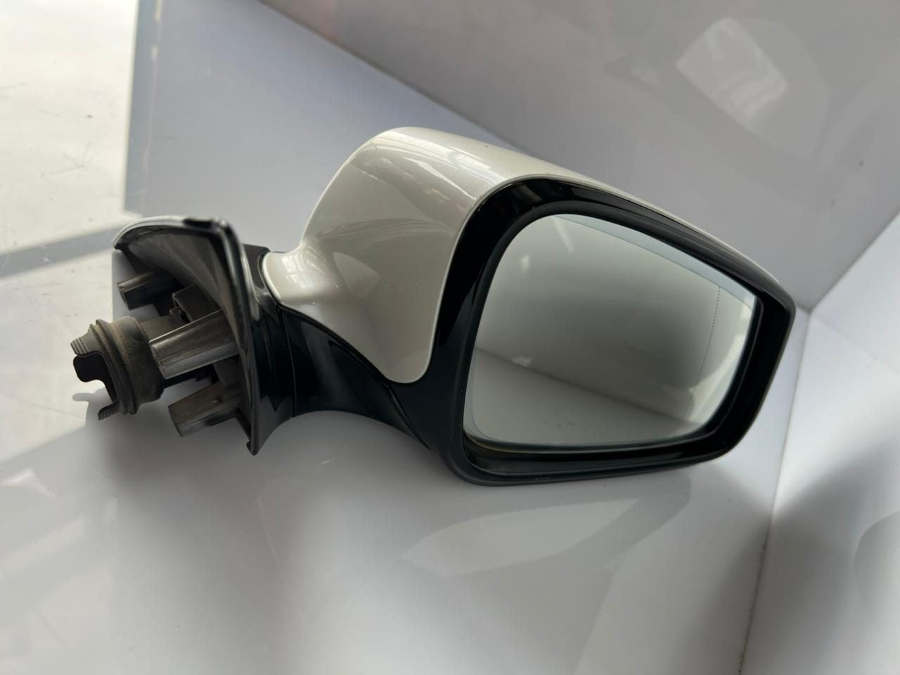 2011 BMW 750i 5 Series F10 F11 and 6 Series F06 LEFT SIDE Door Mirror A046412 
