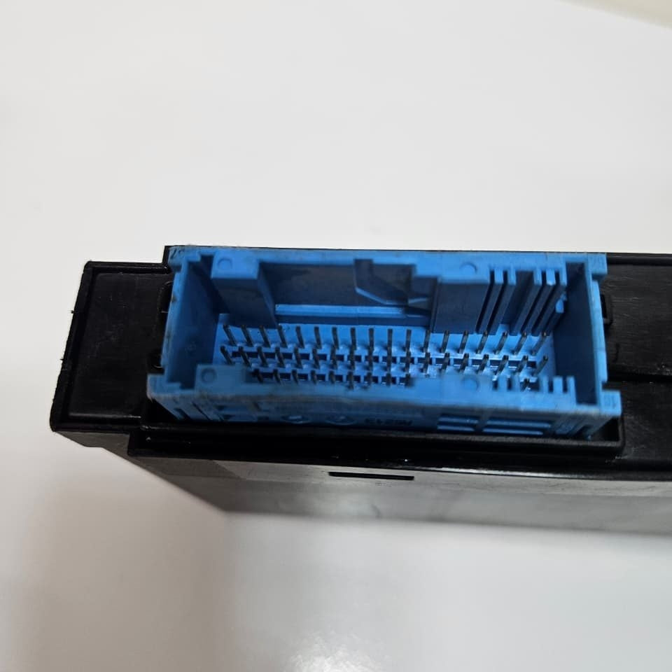 2010-2016 BMW Z4 E90 Body Control Module 9247469 OEM