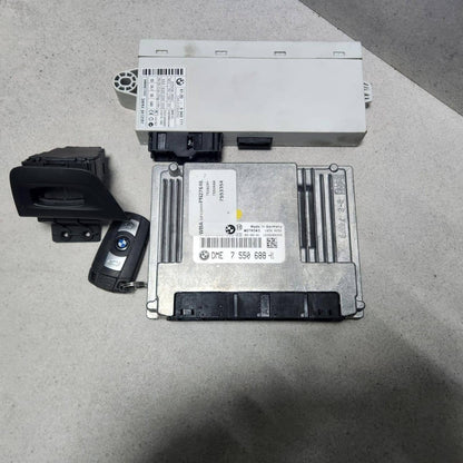 BMW Engine Control Unit 7550688 E81 E87 116i  N45 ECU SET 
