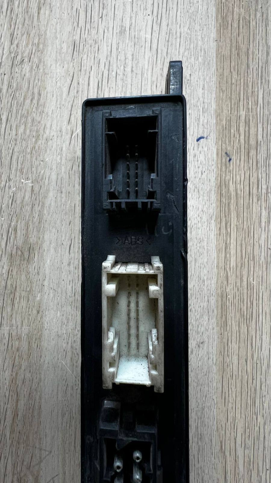 BMW 5 series E39 DOOR CONTROL MODULE PM BFT MIRROR WINDOW ECU 6904250