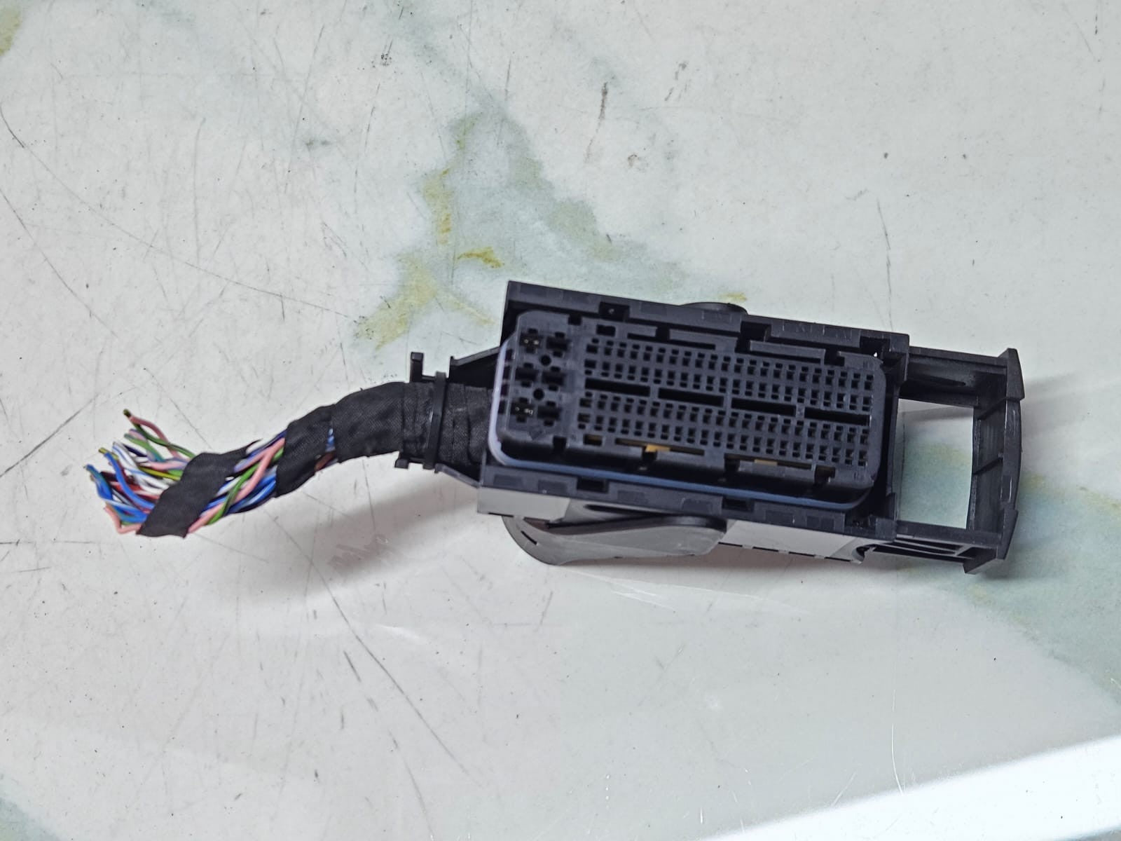 OEM BMW XM G09 Dynamic Suspension Control Module 8868472 CVC MID0 Continental