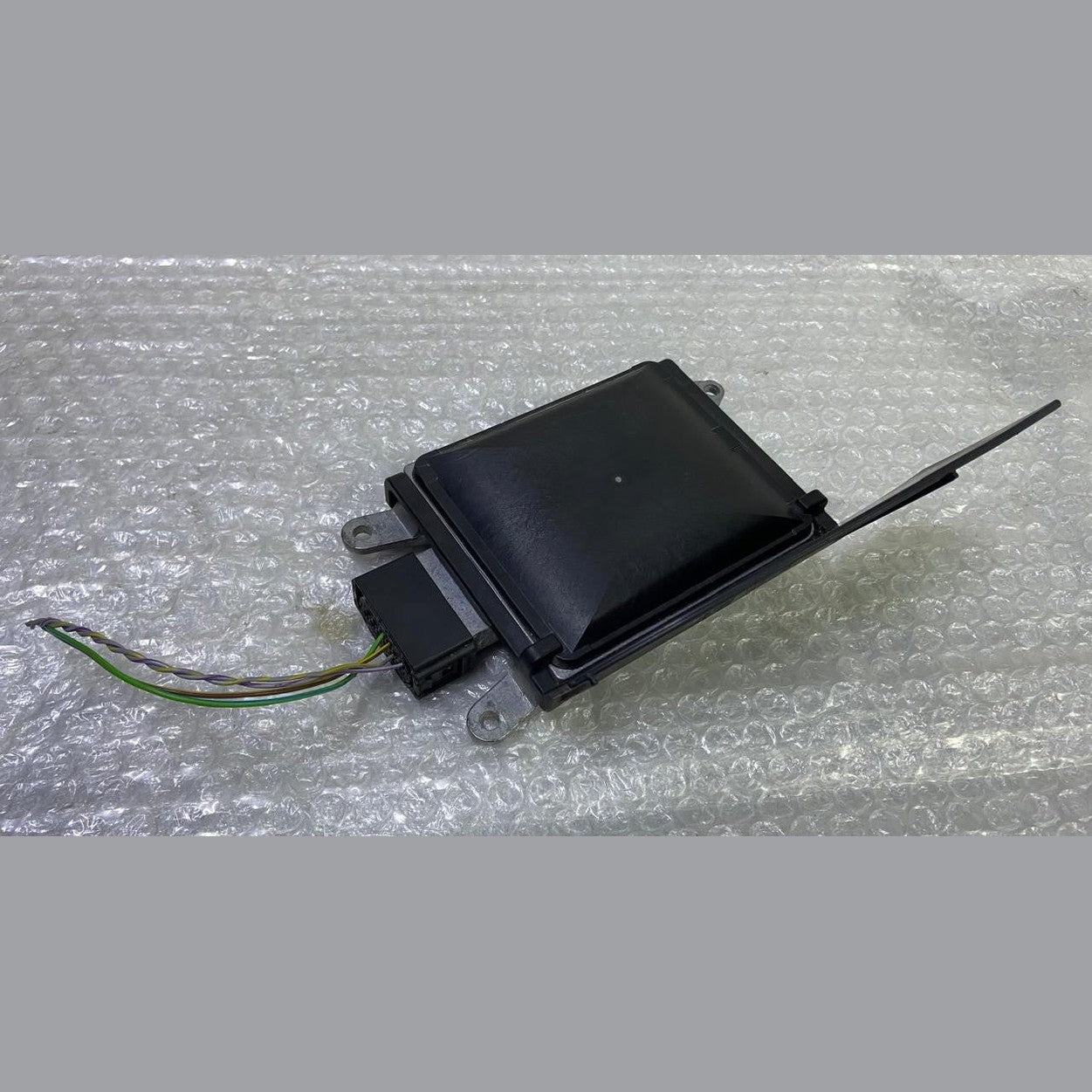 OEM BMW 7 F01 F02 F03 F04 2010 Radar Sensor Blind Spot Lane Change 6873336
