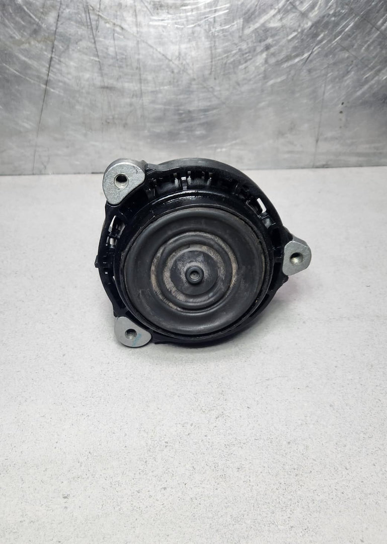 2016-2023 BMW G20 330I Engine Mount Left 9488383 X3 G01 X4 G02 5 Series G30 G31