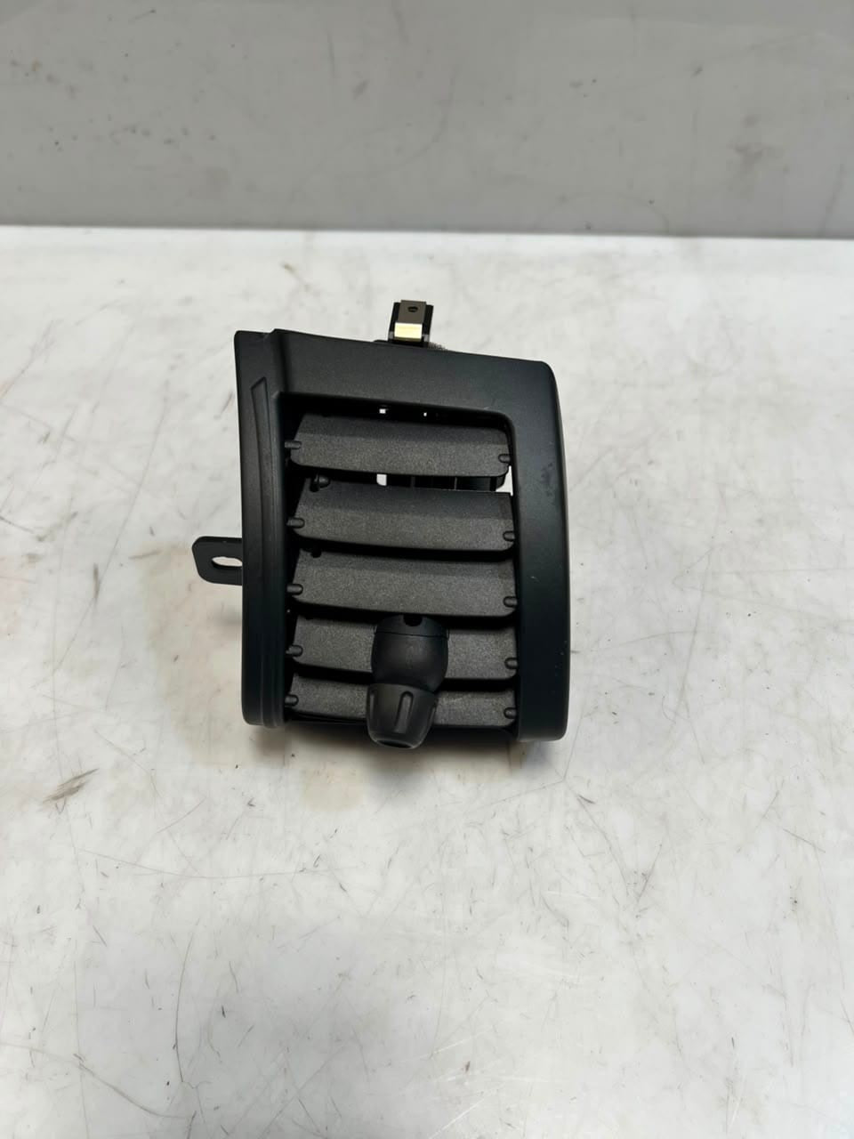 BMW MINI F55 F56 F57 Air Vent Center DASHBOARD Right 9265406 OEM