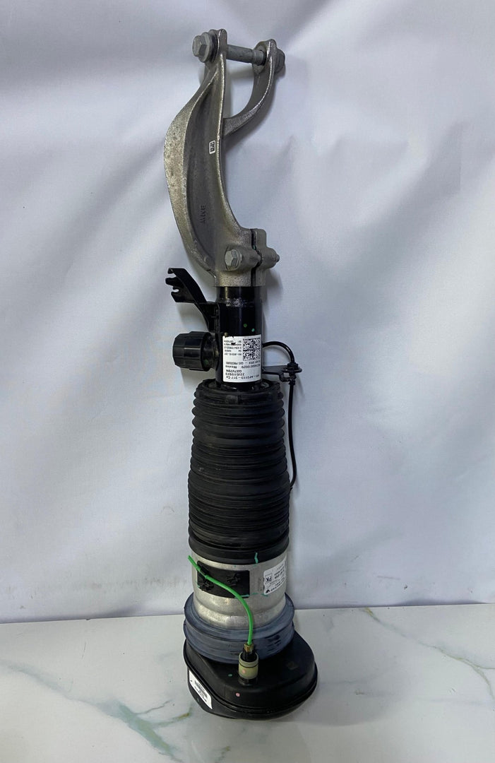 OEM BMW X7 G07 LCI Air shock absorber front left 7831561 ASSEMBLY 2020-2025