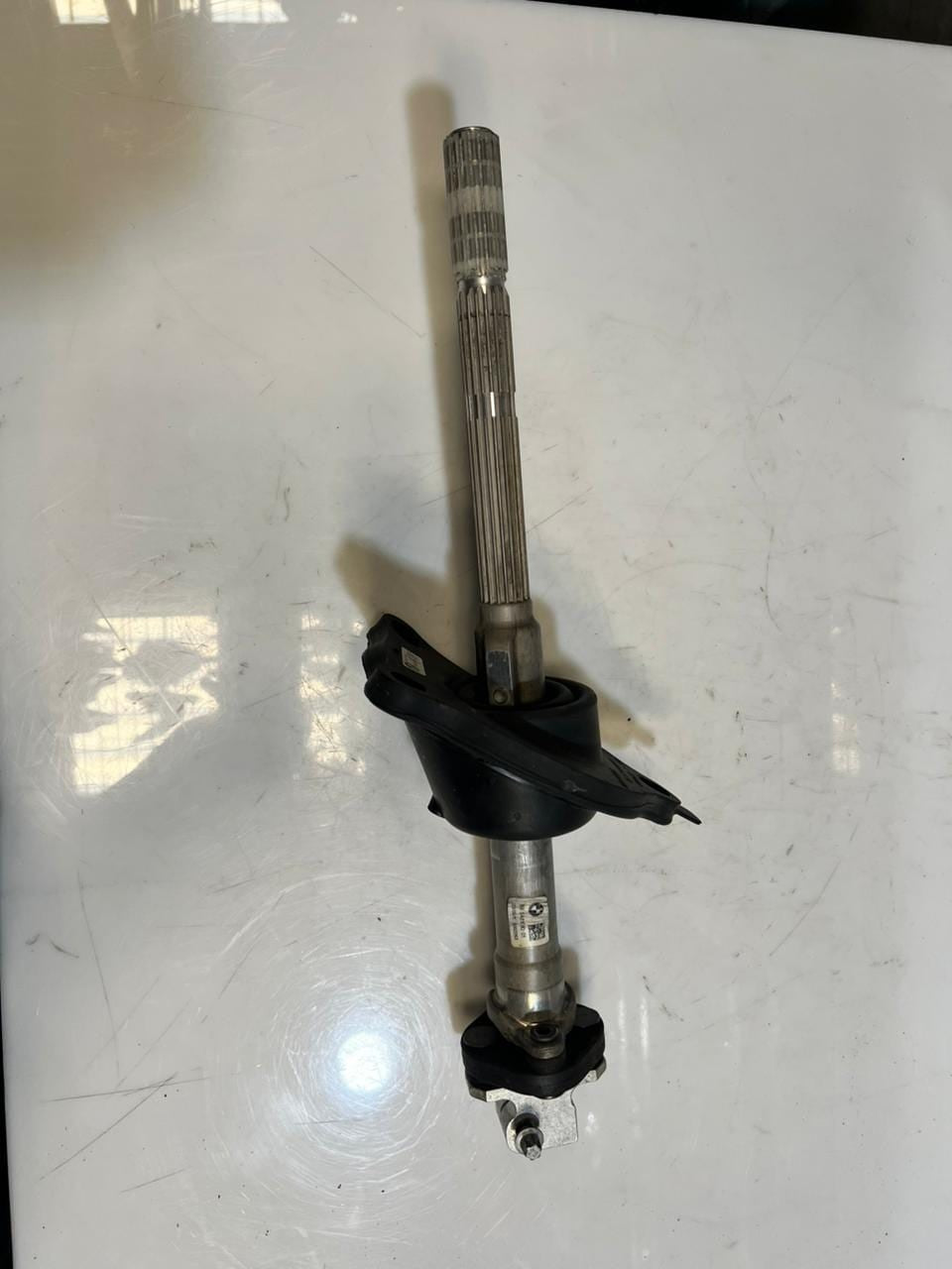2022-2024 BMW iX I20 xDrive40 Steering Shaft 5A81E80 OEM
