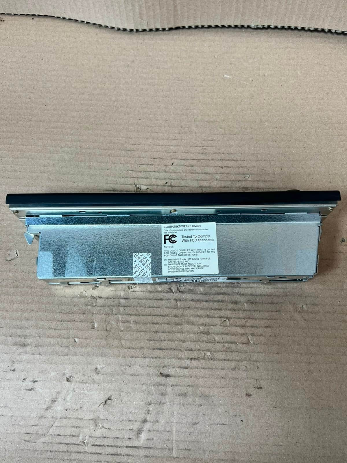 2000-2006 BMW X5 E53 Central Information Display Radio Tuner 6914606 OEM