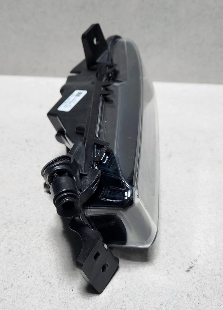 2018-2019 BMW X3 Fog Light Led Right 7433788 2 Series F40 F44 3 Series G20 G21 