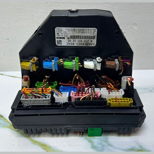 10-16 Mercedes-Benz W212 W204 Front SAM Module Relay Fuse Box A212 9000206 OEM