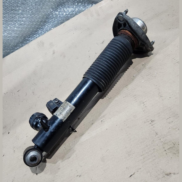 2013 BMW X5 Shock Absorber Rear Left 6863175 X5 F15 and X6 F15