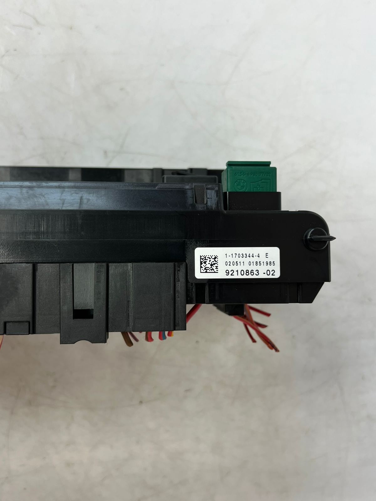 2011-2014 BMW X3 F25 Front Power Distribution Fuse Box 9210863 OEM
