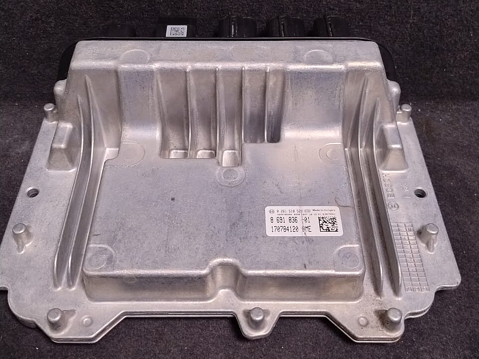 BMW 318i GASOLINE 3 CYL 2017 F30 B38 ENGINE CONTROL ECU UNIT KIT DME 8691836