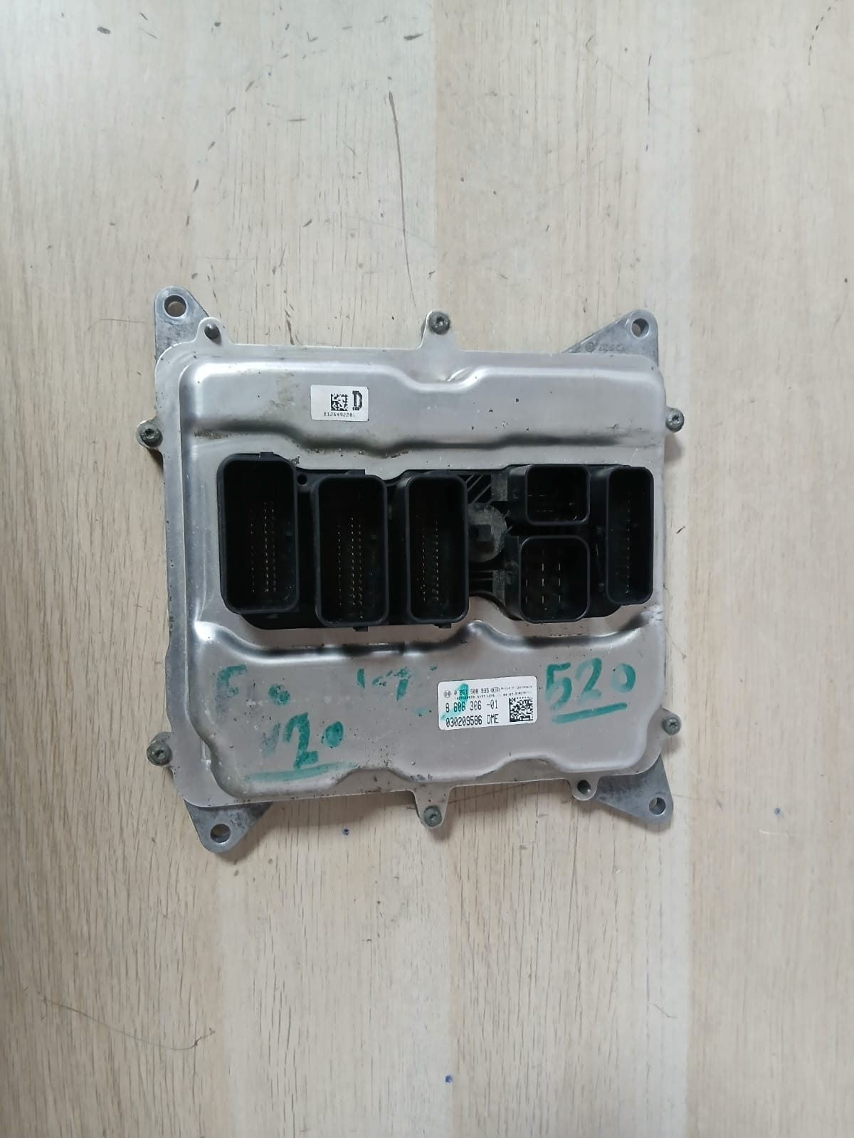 2012-2017 BMW F10 N20 520i Engine Control Unit SET DME+ CAS4 CG + 1KEY  8606306