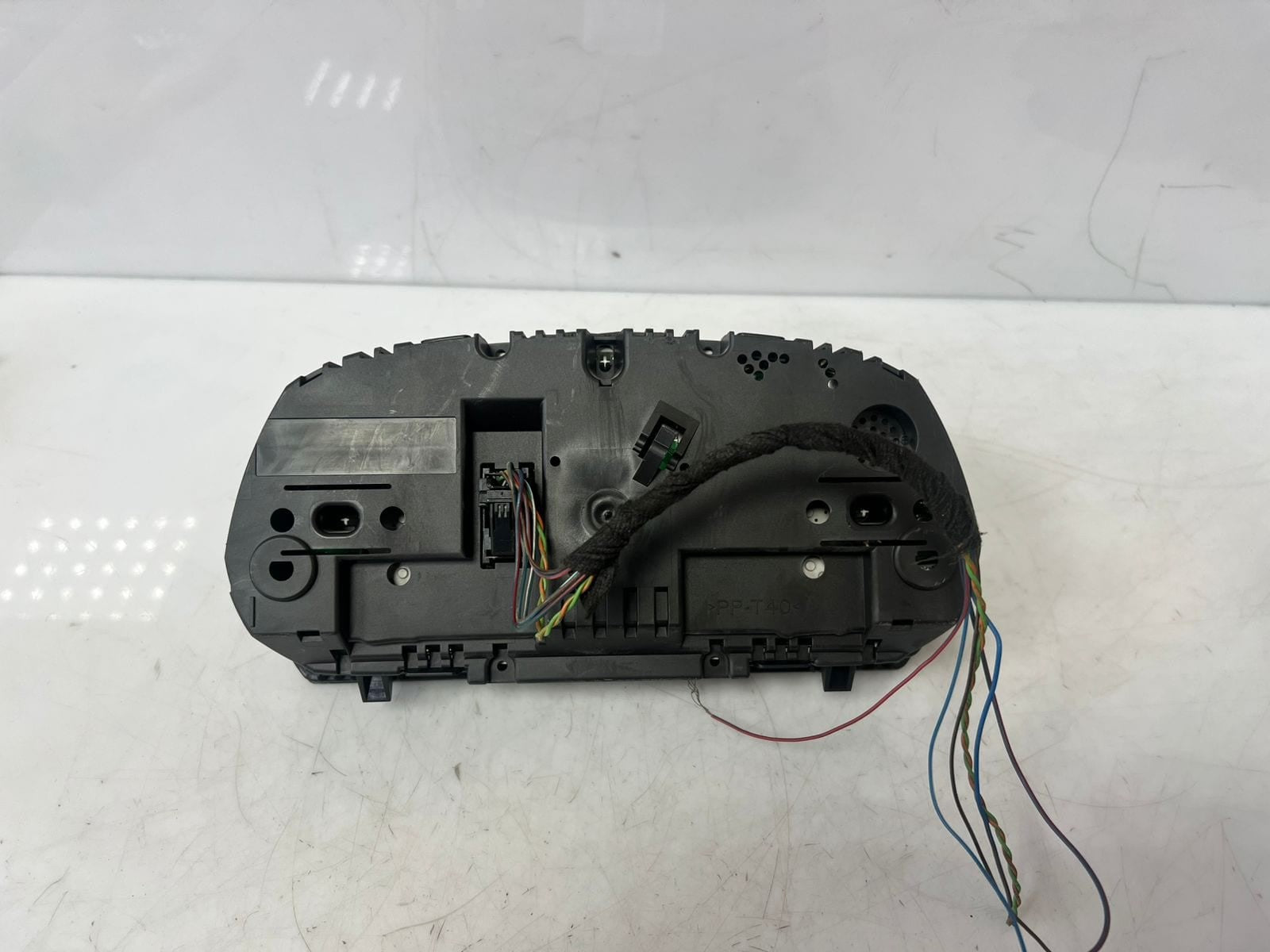 BMW E90, E91, E92, E93 3' E84 X1 Speedometer Instrument Cluster 9283809 OEM