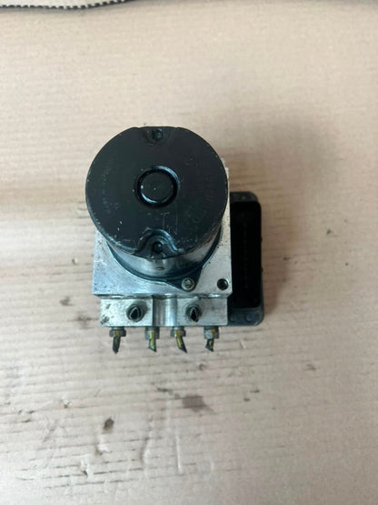 2007-2013 BMW X5 E70 and X6 E71 DSC (085) Abs Control Module 6781594-01