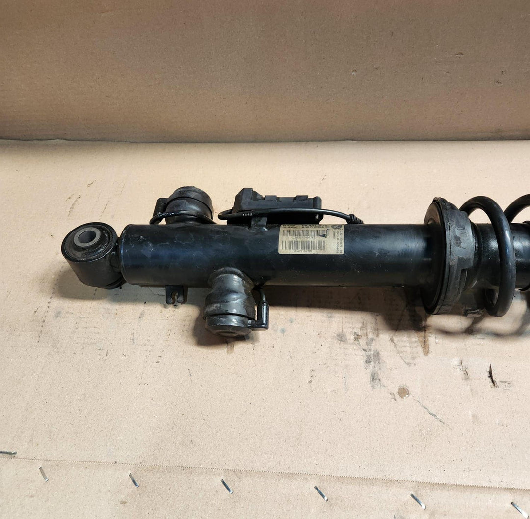 2009-2014 BMW 750i Rear Left Shock Absorber With Coil Spring 6791673 750i f02