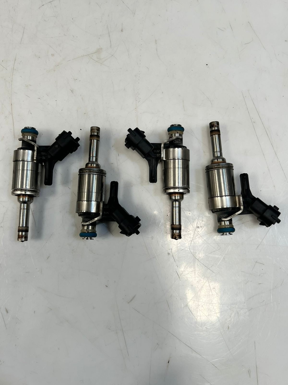 2012-2015 BMW 118i Mini Cooper R55 R56 R57 R58 Fuel Injector 7591623 OEM
